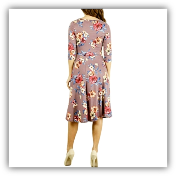 DUSTY LILAC FLORAL A-LINE DRESS - Picture 3 of 7